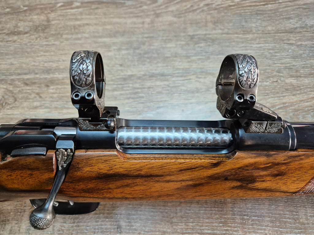 Carabina manufact. Krico, cal 6.5x68, teava 65cm, gravuri