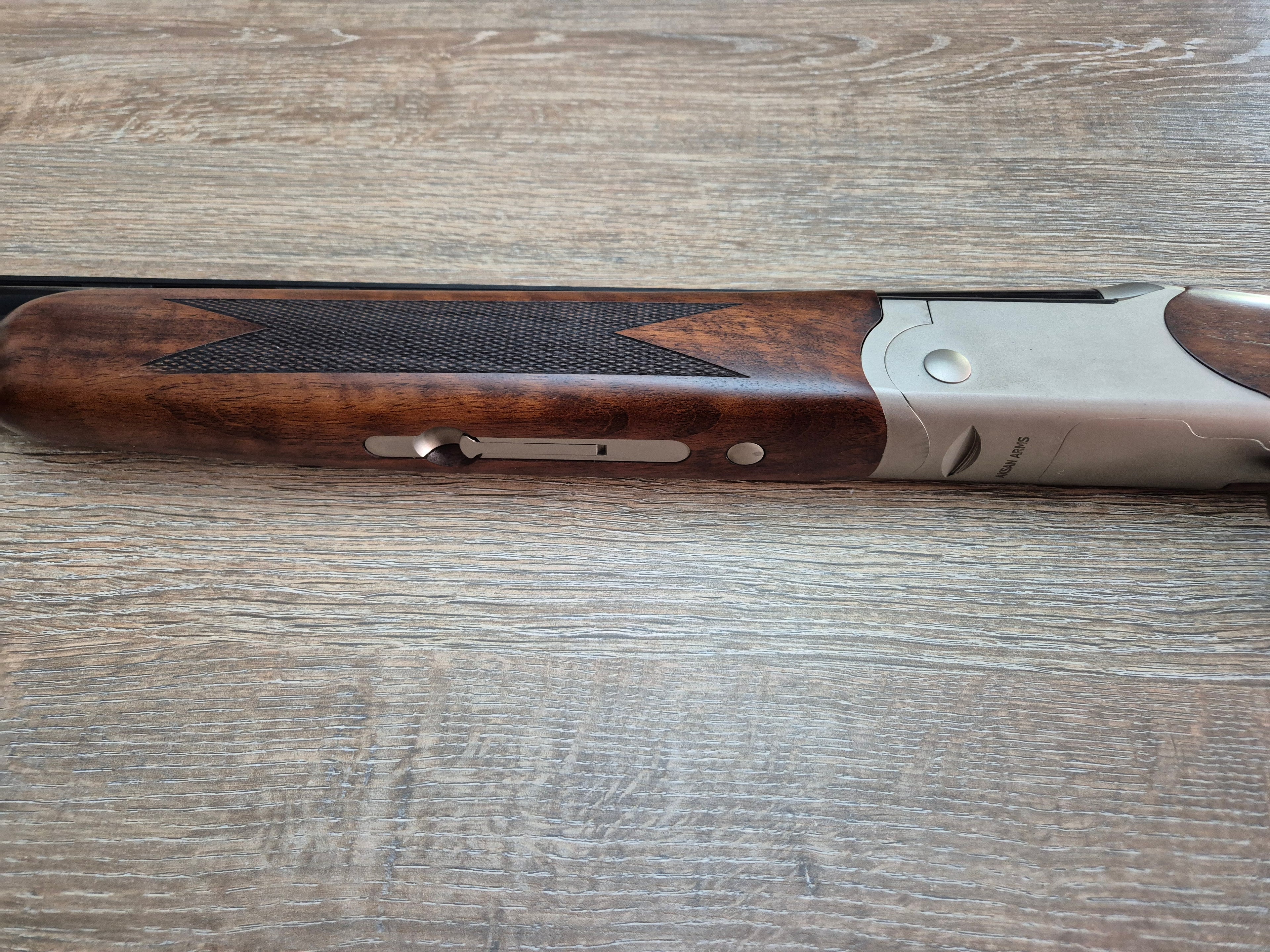 Bock Aksan Arms, cal 20/76, tevi 71cm, pat lemn, silver