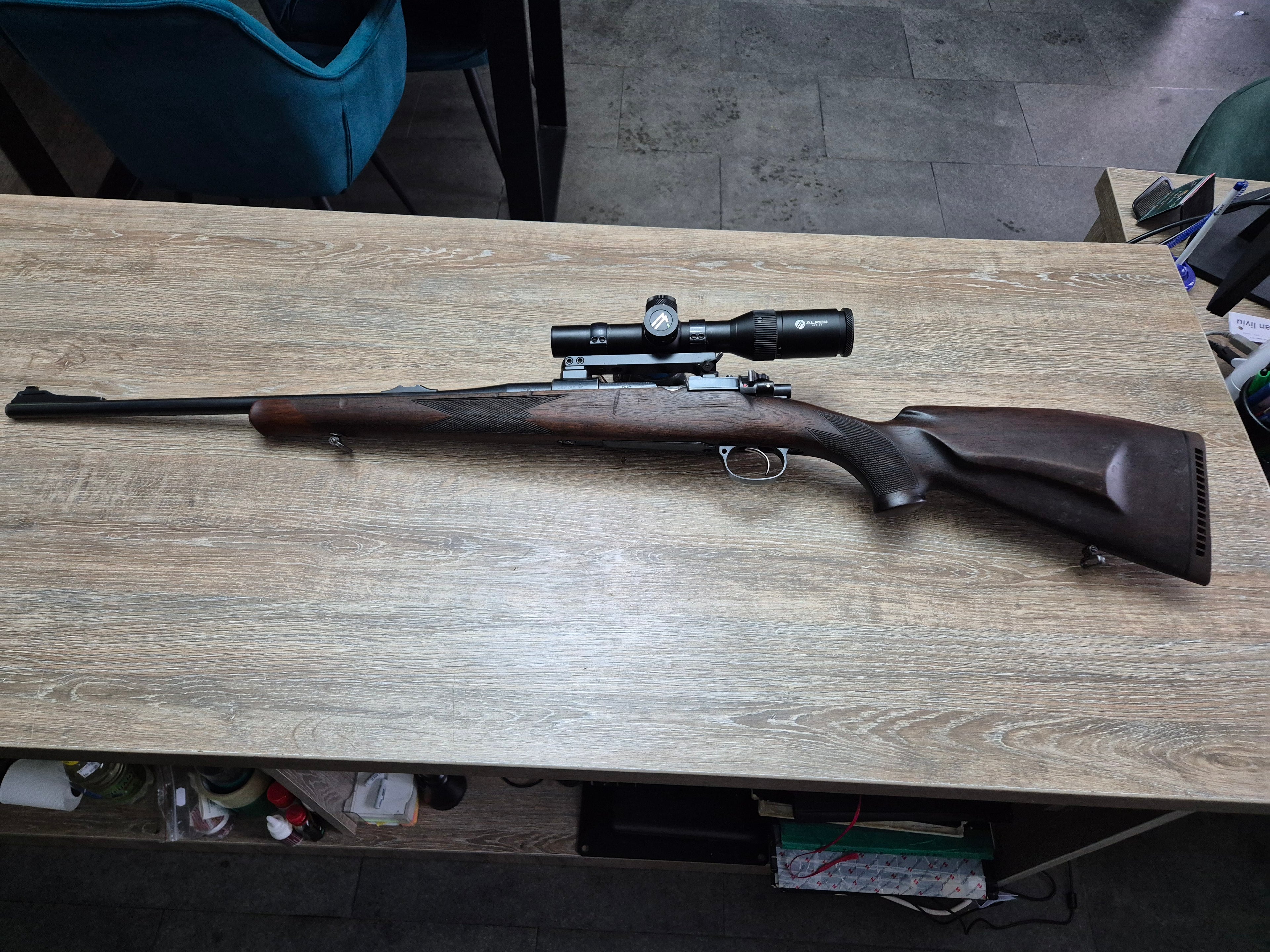 Carabina CZ, cal 9,3x62, 52cm, luneta Alpen 1-6x24