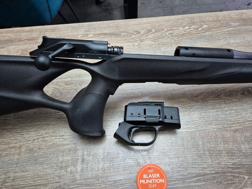 Carabina Blaser R8 Professional Success, cal 8x68S, 65cm, filet