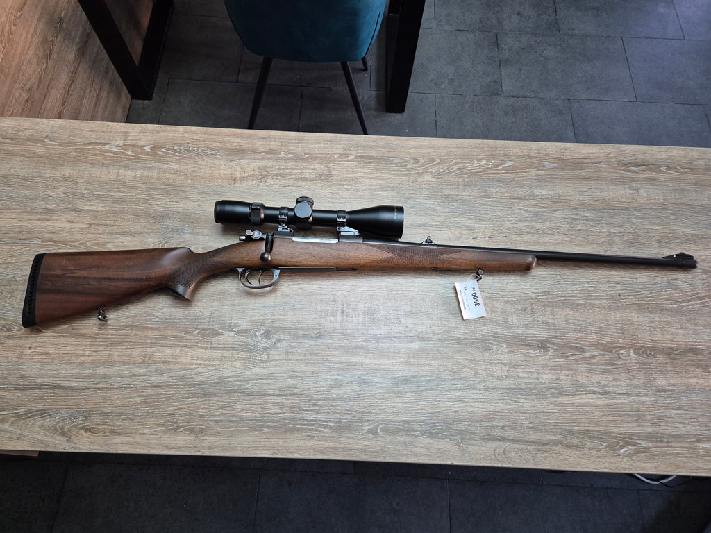 Carabina BRNO cal 7x64, 60cm, pat lemn, luneta Bauer 2.5-10x50