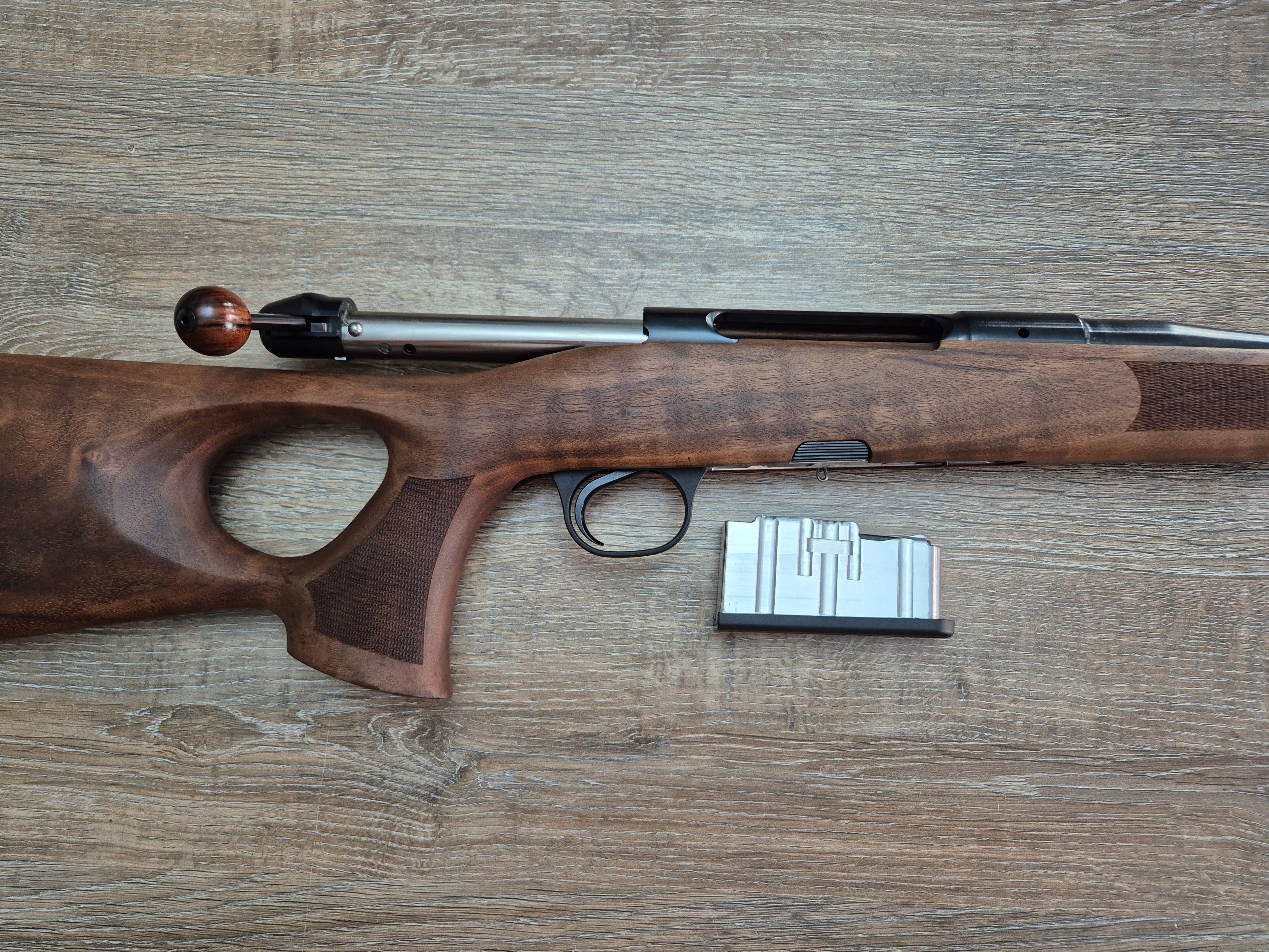 Carabina Heym SR30 Ranger-T cal 308 win, 50cm, inchidere liniara, pat lemn