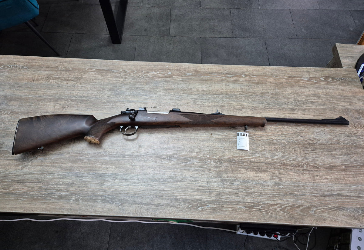 Carabina SUHL 98, cal 30-06, teava 61cm, pat lemn, cătări
