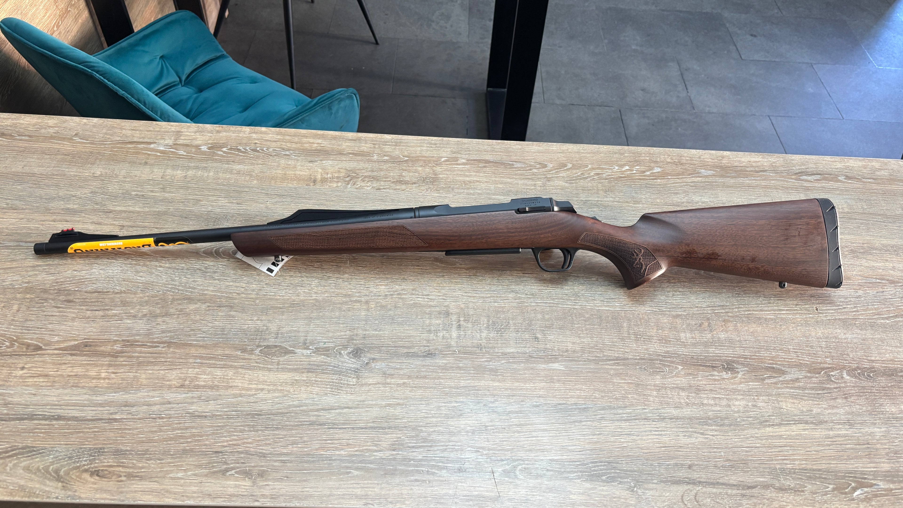 Carabina Browning A-Bolt 3+ Hunter, cal 30-06, 51cm, pat lemn, cătări