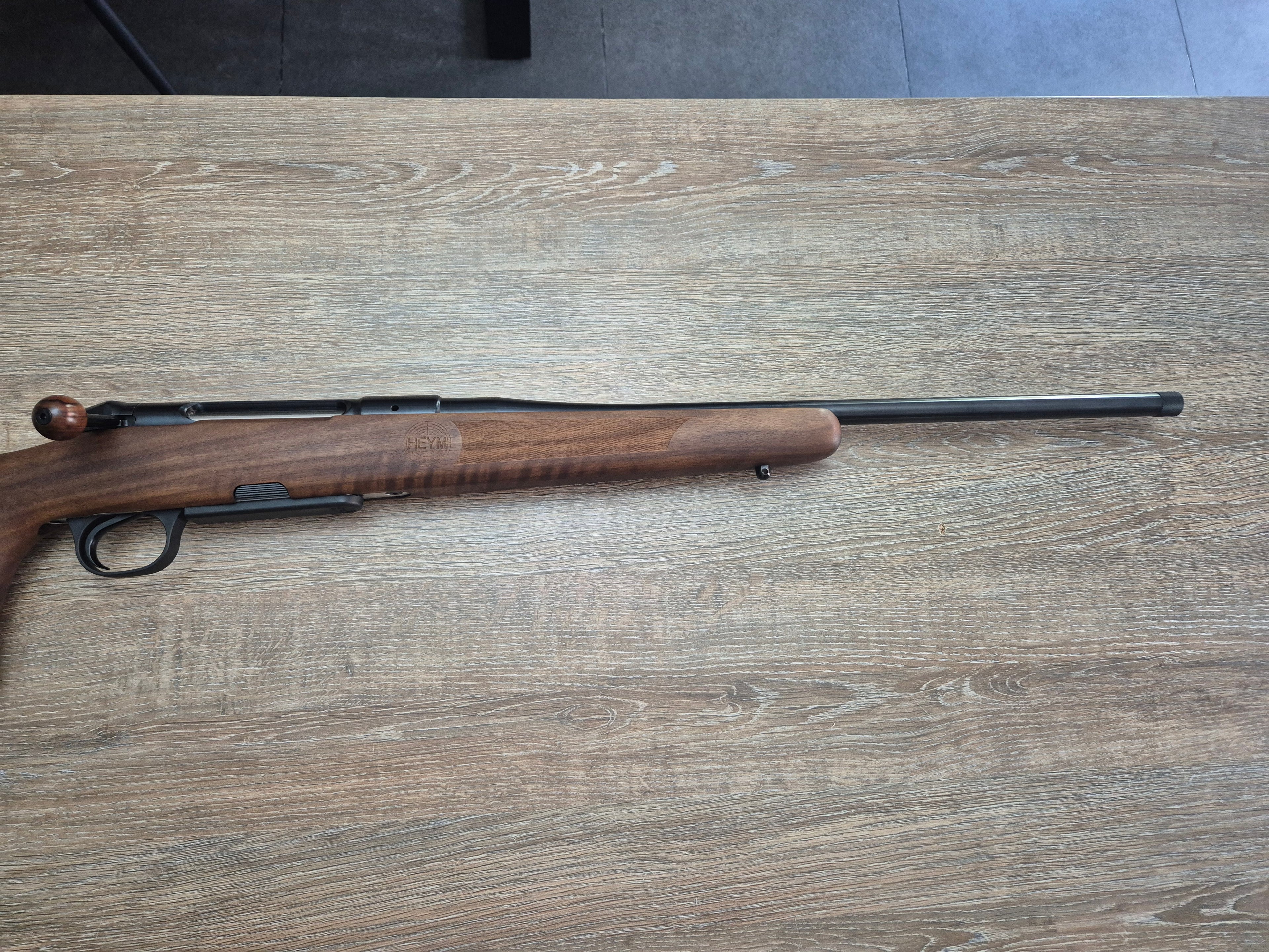Carabina Heym SR30 Ranger-T cal 8x57 JS, 50cm, inchidere liniara, pat lemn
