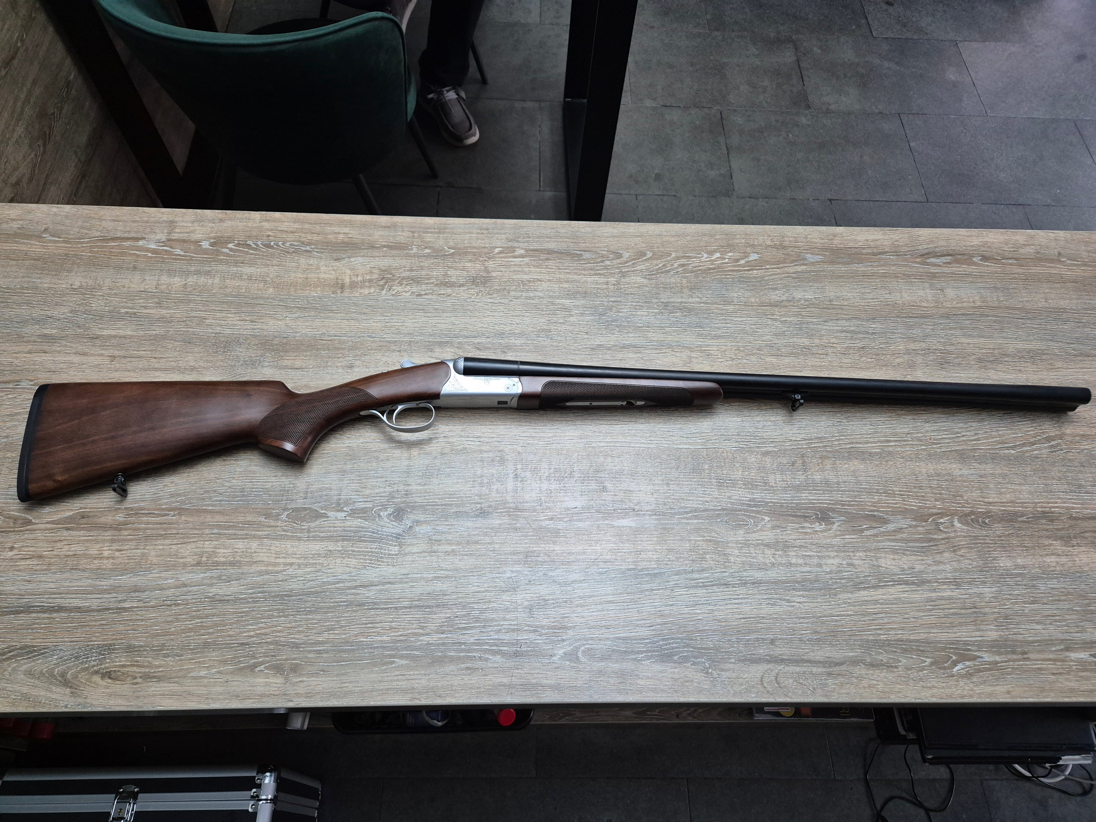 Lisa Huglu 200A, cal 20/76, tevi 71cm, socuri