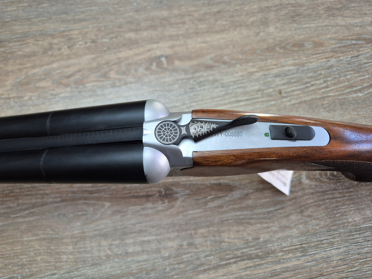 Lisa Mercury Diva, cal 12/76, tevi 71.5cm, socuri