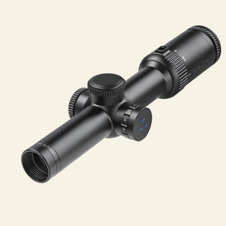 Delta Titanium 1-6x24 IR HD cu reticul 4A-S si punct luminos